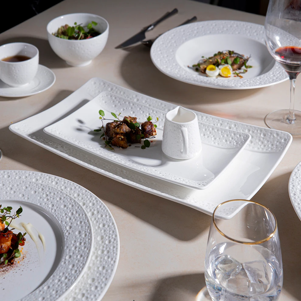 Horeca Platos Restaurante Ceramic Food Tray Dinnerware Set 17 Inch European Fine Porcelains Bright Rectangle Porcelain Platter