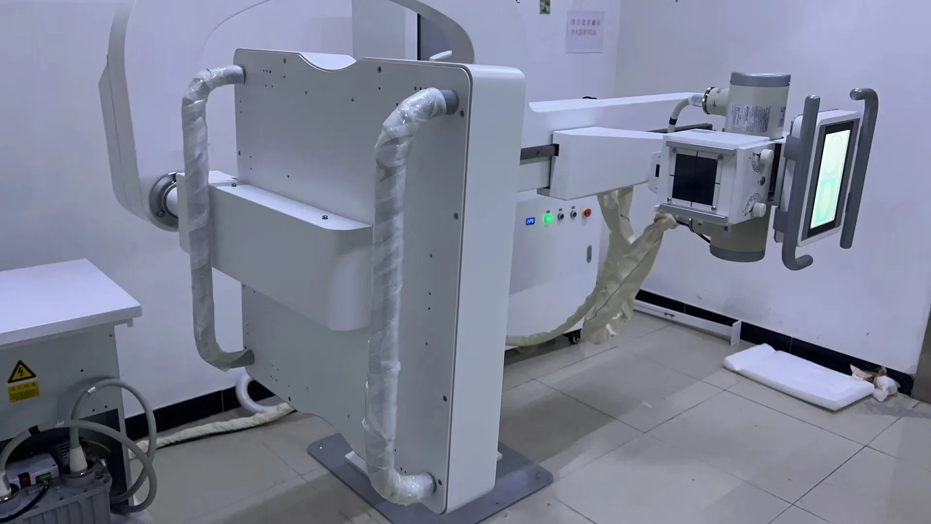 50KW Digital Radiography X ray machine UC-arm Medical Radiology Diagnostic X ray Equipment High Frequency Dr X ray System