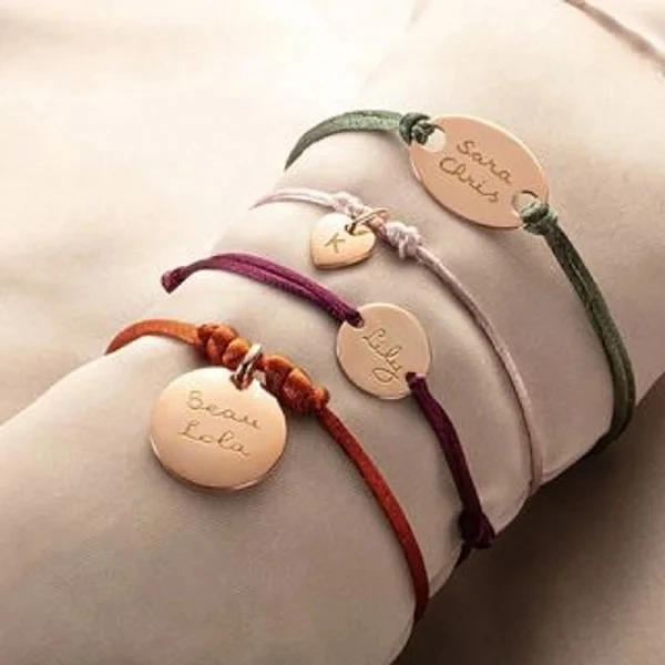 Wholesale custom logo Oval coin heart pendant stainless steel bracelet Female brhelp rope gift bracelet 18K gold