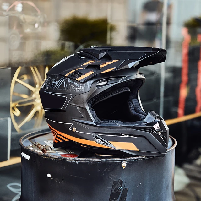 Chinese OEM Full Face Motorcycle Helmet Colorful Helmets