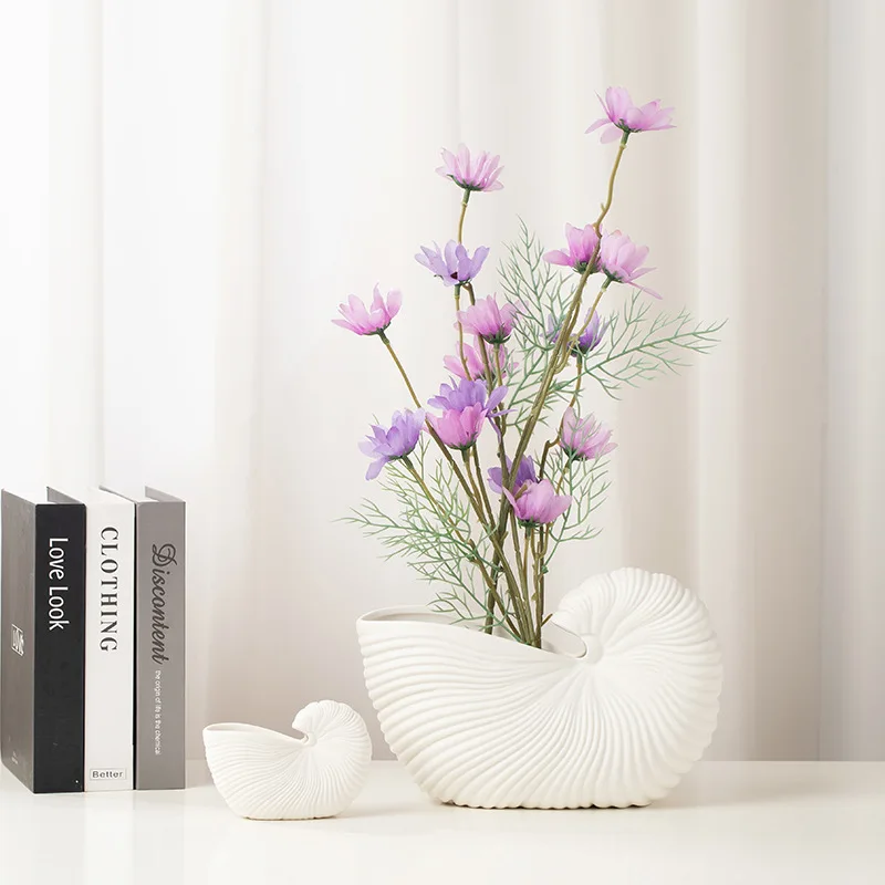 White Color Vases Elegant Decorative Pieces For Stylish Furniture Dry Flower Plant Table Top Ceramic Vase