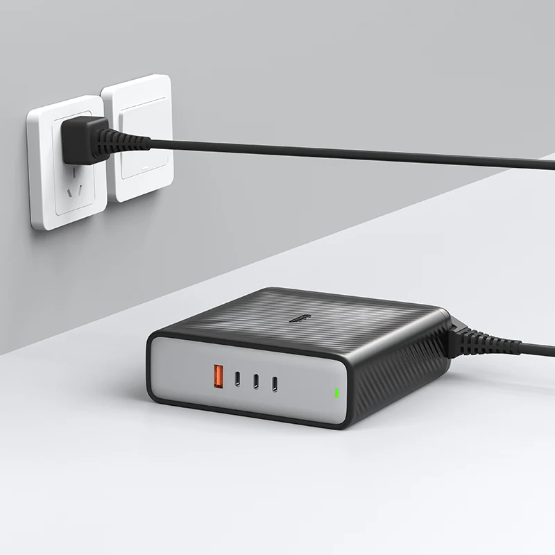 Yeahail 2022 New Products Adapter USB Type-C Charger Fast Charging USB C PD Charger For 240W Wireless Charger Stands