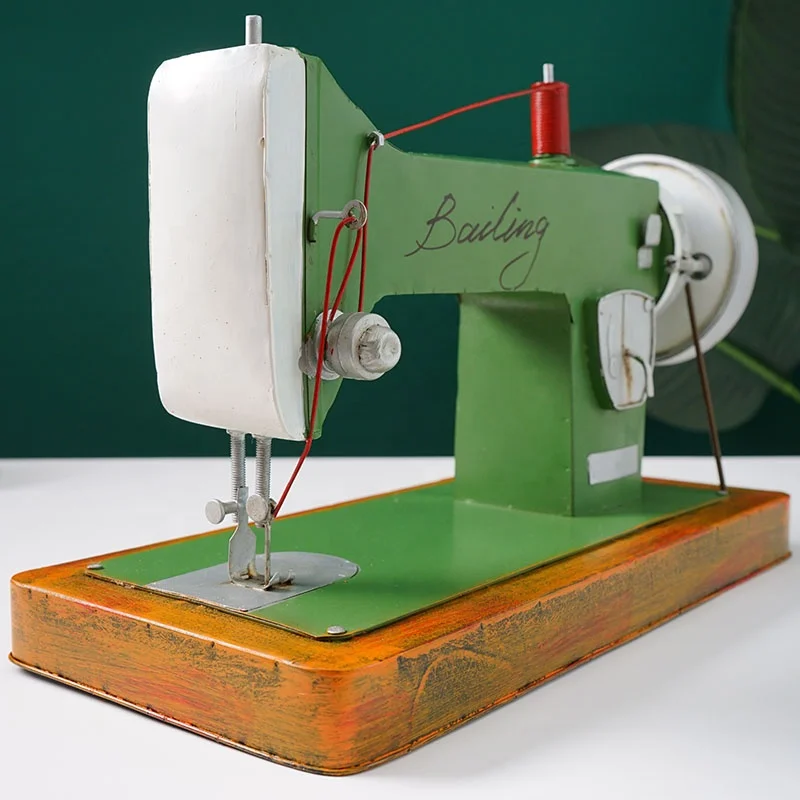CY058 Vintage Metal Sewing Machine Ornaments Figurine Retro Crafts Old Furniture Sewing Machine Miniature Home Decor Gifts