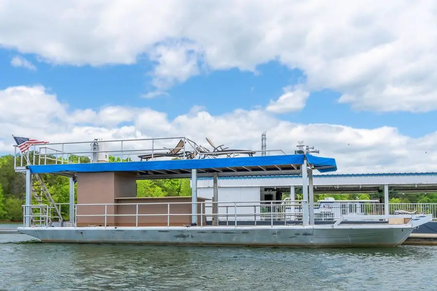 Kinlife Large Tanker Boat 50-Person Capacity Safe and Stable Easy to Control for Entertainment and Passenger Use