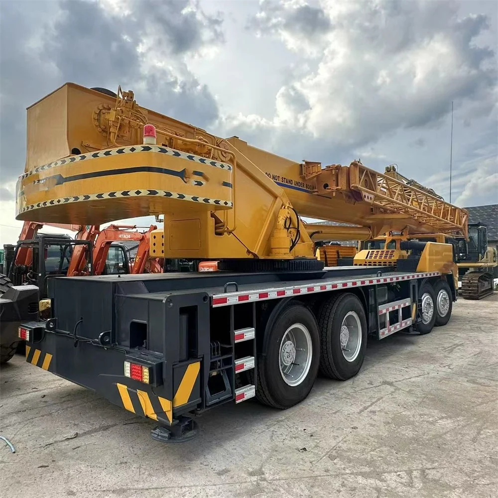 Used QY70KC Mobile Crane with 25-80ton Lifting Load Engine Pump Motor Bearing Gearbox Core Components Included