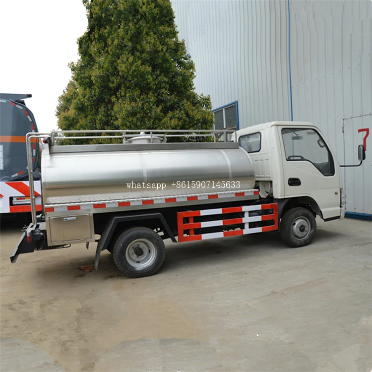 ISUZU 4x2 Small Stainless Steel Milk Tanker Truck 4000 Liter Capacity for Sale