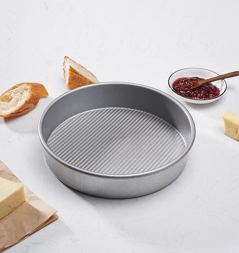Heavy Duty Round Cake Pan,  Aluminized Steel Loaf Pan, 9inch,1 Pound, Silver corrugated surface design,silicone coating