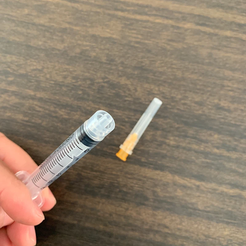 Plastic Sample Injector Pipette Disposable Luer Lock Aseptic Sterile Syringe with Needle for Single Use