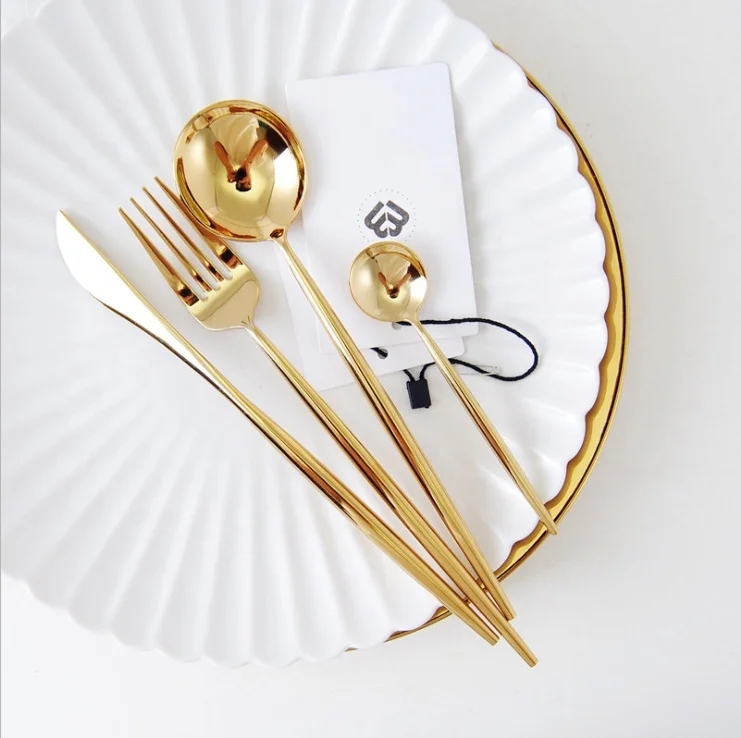 Hot Sell Royal Portugal 4pcs Gold Knife Cutlery Gold Plated Flatware Set Silverware Gold Cutlery Spoon and Fork Set