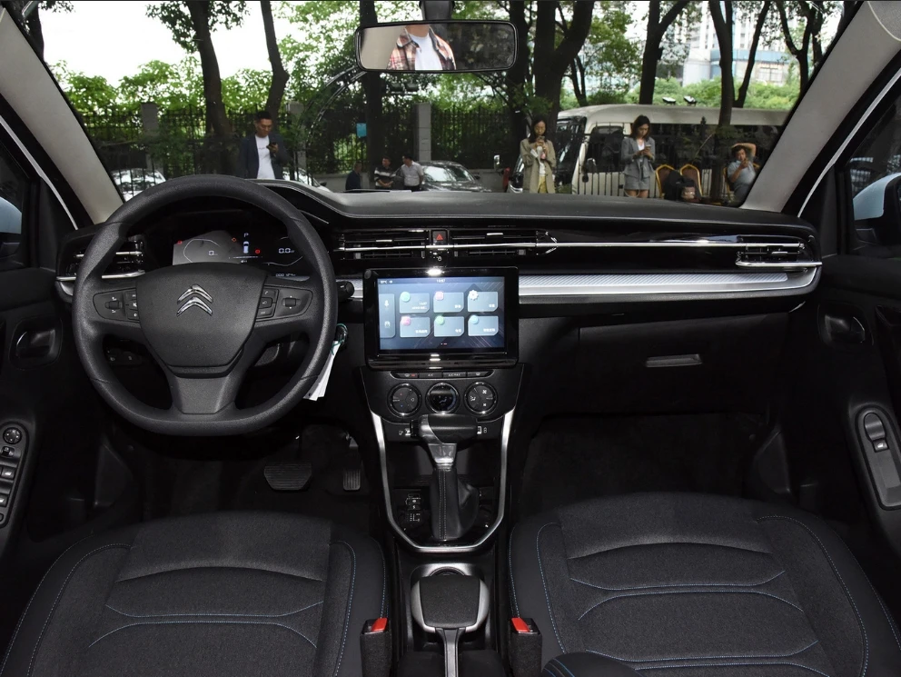 DongFeng Citroen C3-XR Small SUV Gasoline Car made in China Citroen c3xr Vehicle With 5 Seats cheap price