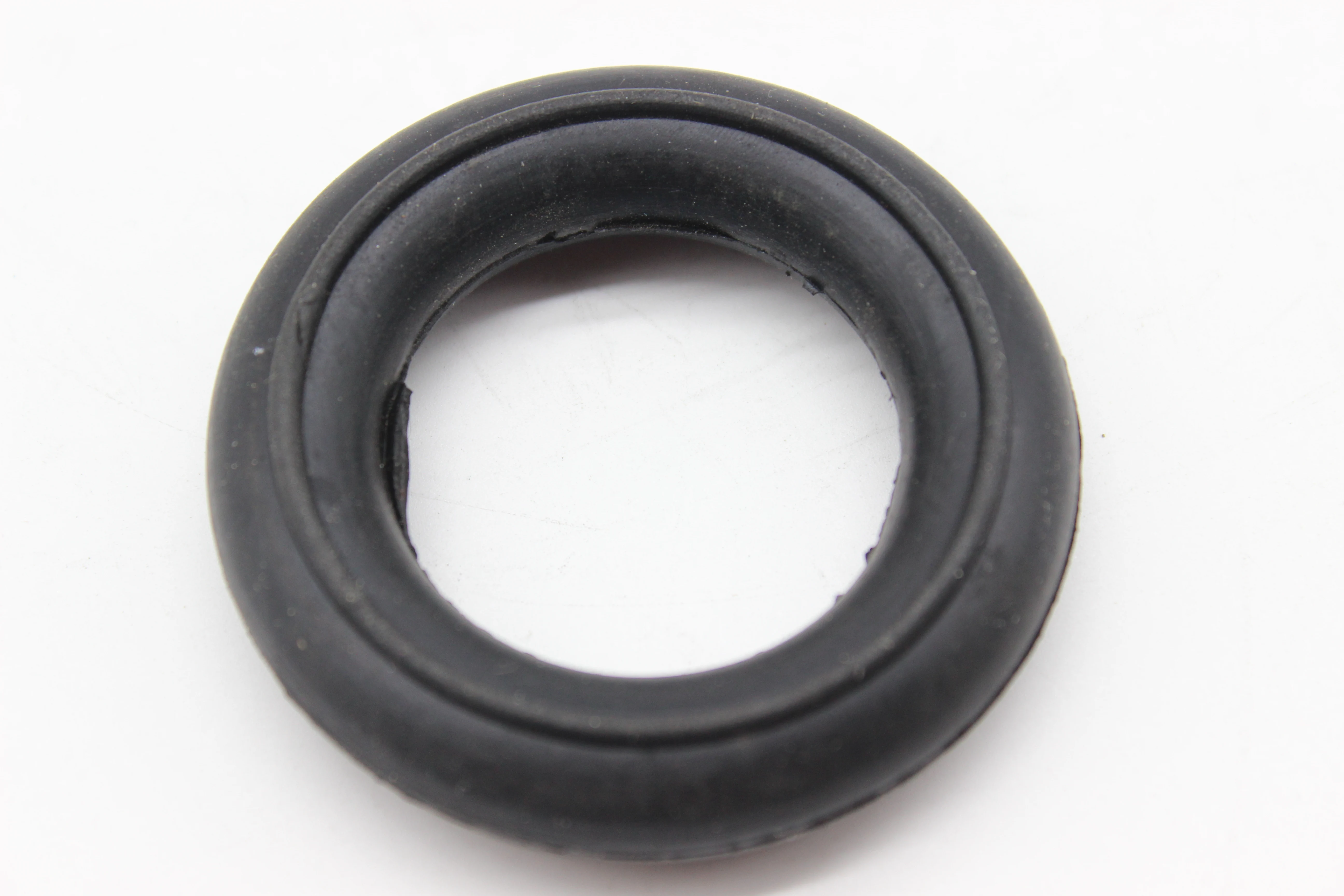 Exhaust Insulator Pipe Mount Brackets Hanger For GM Nissan Toyota 1971-1993 17205