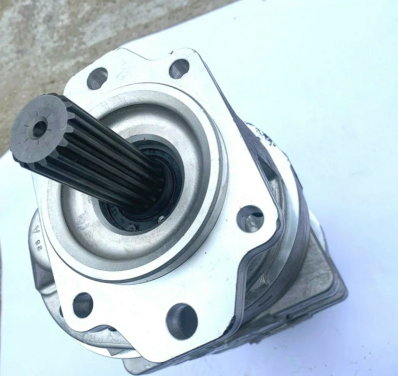 HD785 HD785-7 Dump Truck Hydraulic Pump 705-56-44090 hydraulic main pump oil gear pump for sale