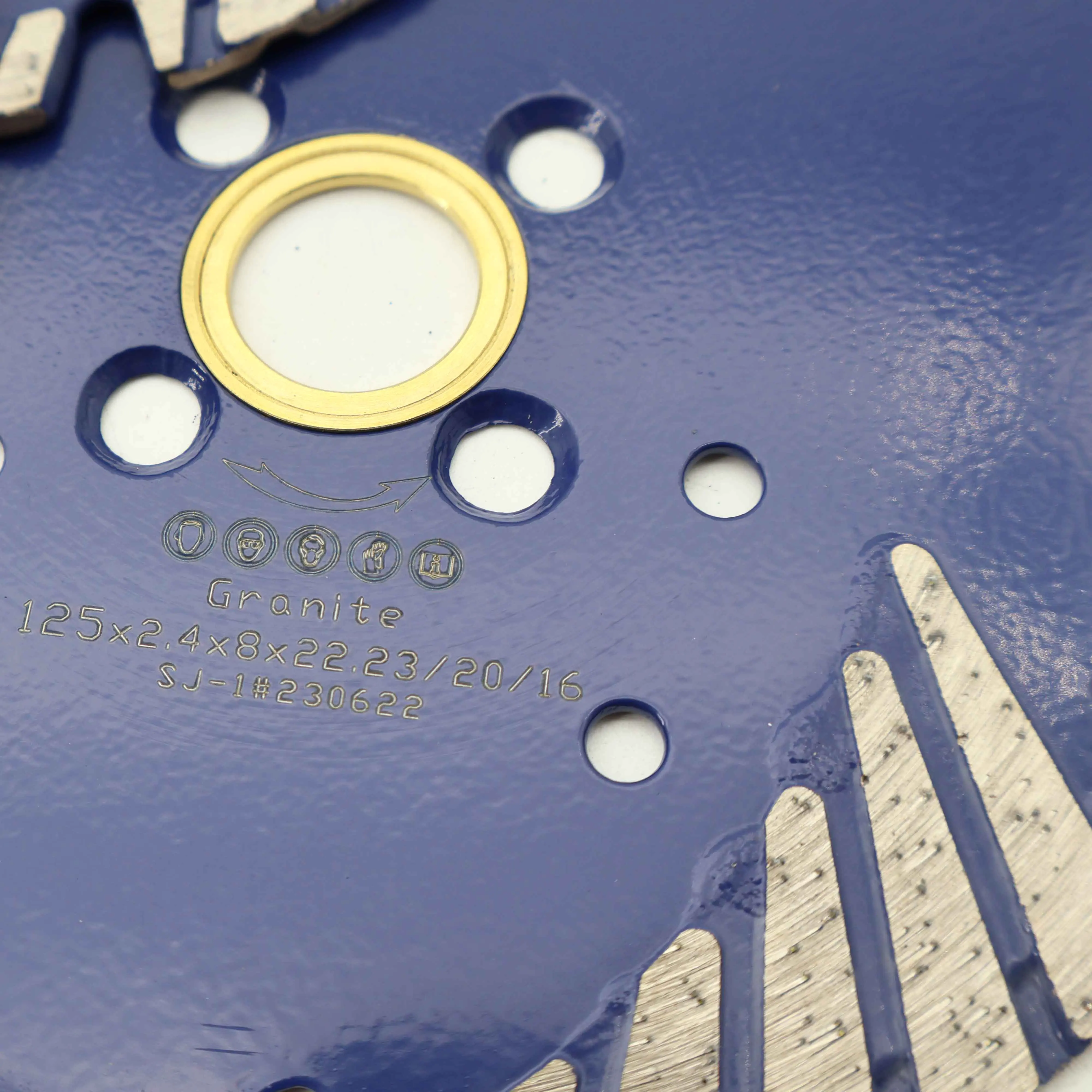 Diamond Cutting Disc Protective Teeth Turbo Saw Blade for Tiles Cutting Machine