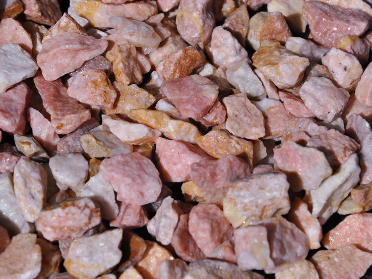 
high quality pink color GS-010 pebble gravel stone for landscaping and street roadside crush stone chip 