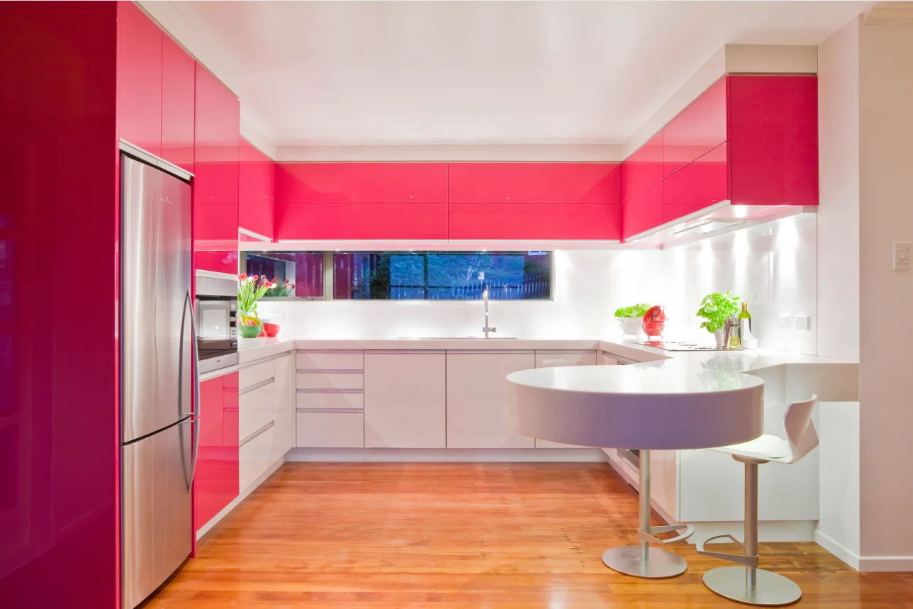 Modern High Gloss Lacquer Bright Red Kitchen Furniture With Built In Ovens Customized Cupboard Made In China