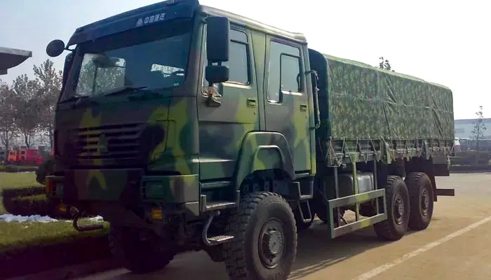 SINOTRUK 6x6 полный привод грузового