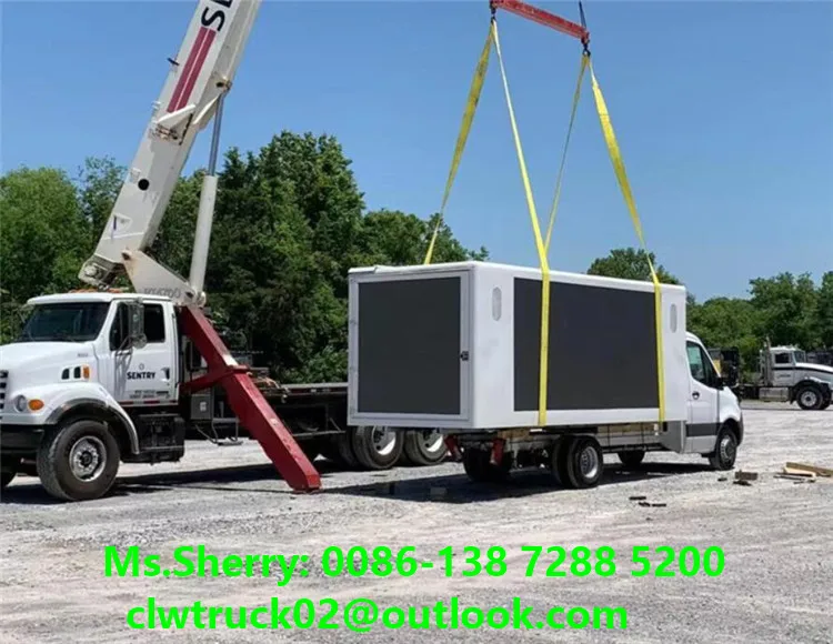 18ft LED Display Truck Body Box LED Billboard Box Mounted on Truck for Sale to Canada