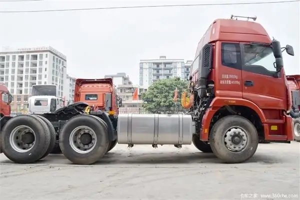 Трактор Foton Auman 6x4, 420 л.с., б/у