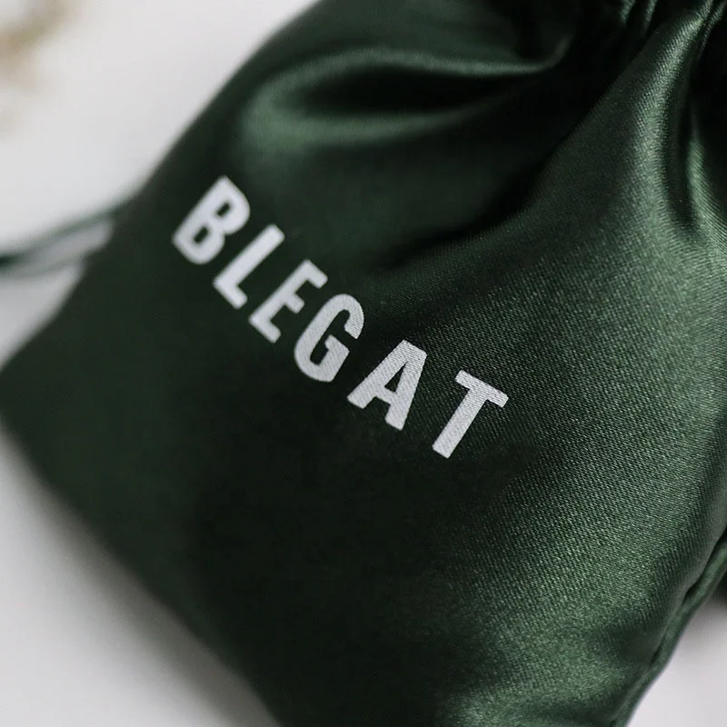 Custom Logo Satin Dust Pouch Gift Packaging Hair Wig Large Silk Bag Satin Drawstring Bag Custom Satin Bags With Logo
