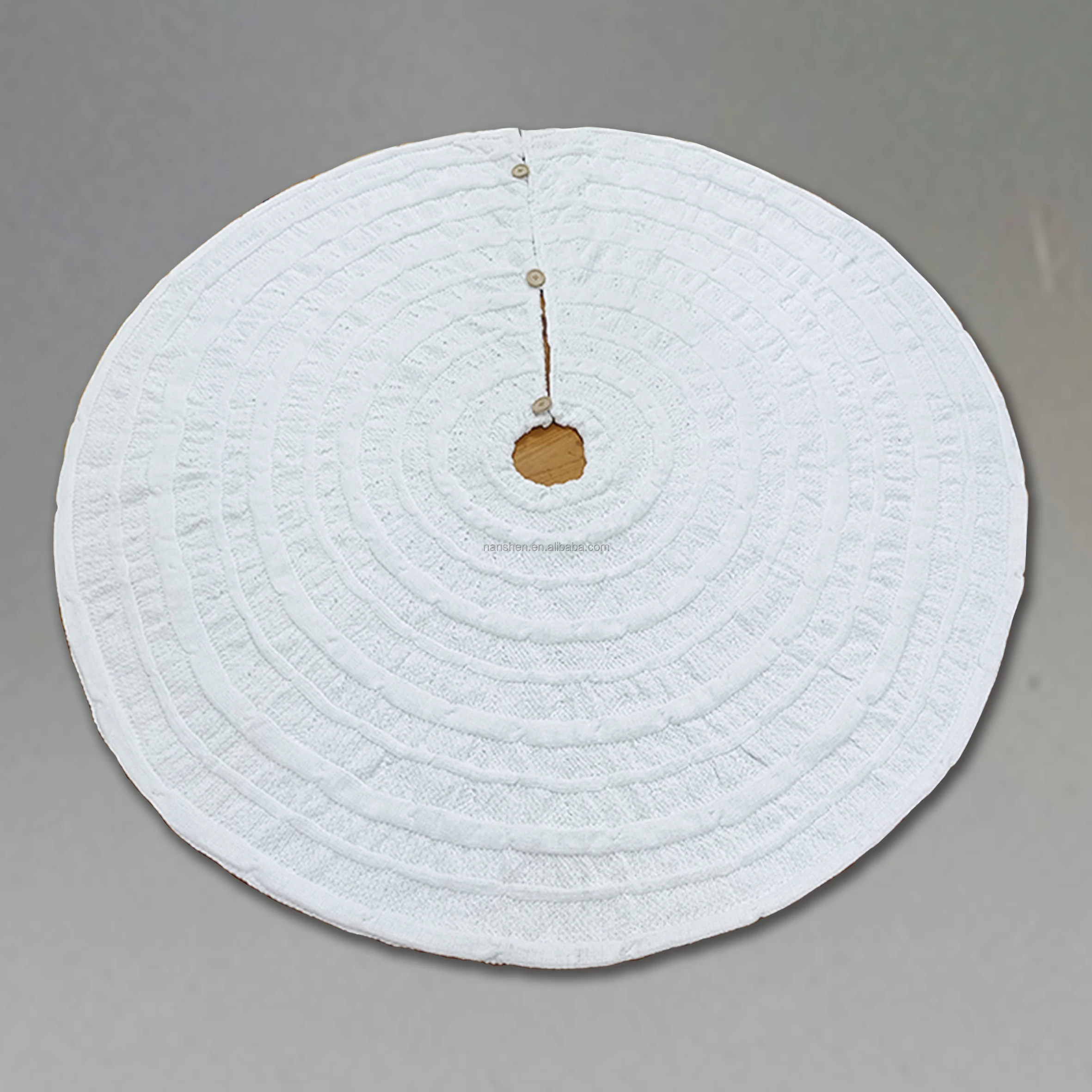 
Christmas Tree Skirt 50inch Cream Thick Heavy Yarn Knit for A Warm Xmas Holiday Decoration 