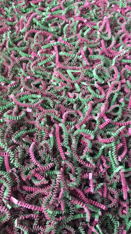 DIY Zigzag Paper Raffia Gift Box Filler Shredded Crinkle Confetti Paper shredder machine
