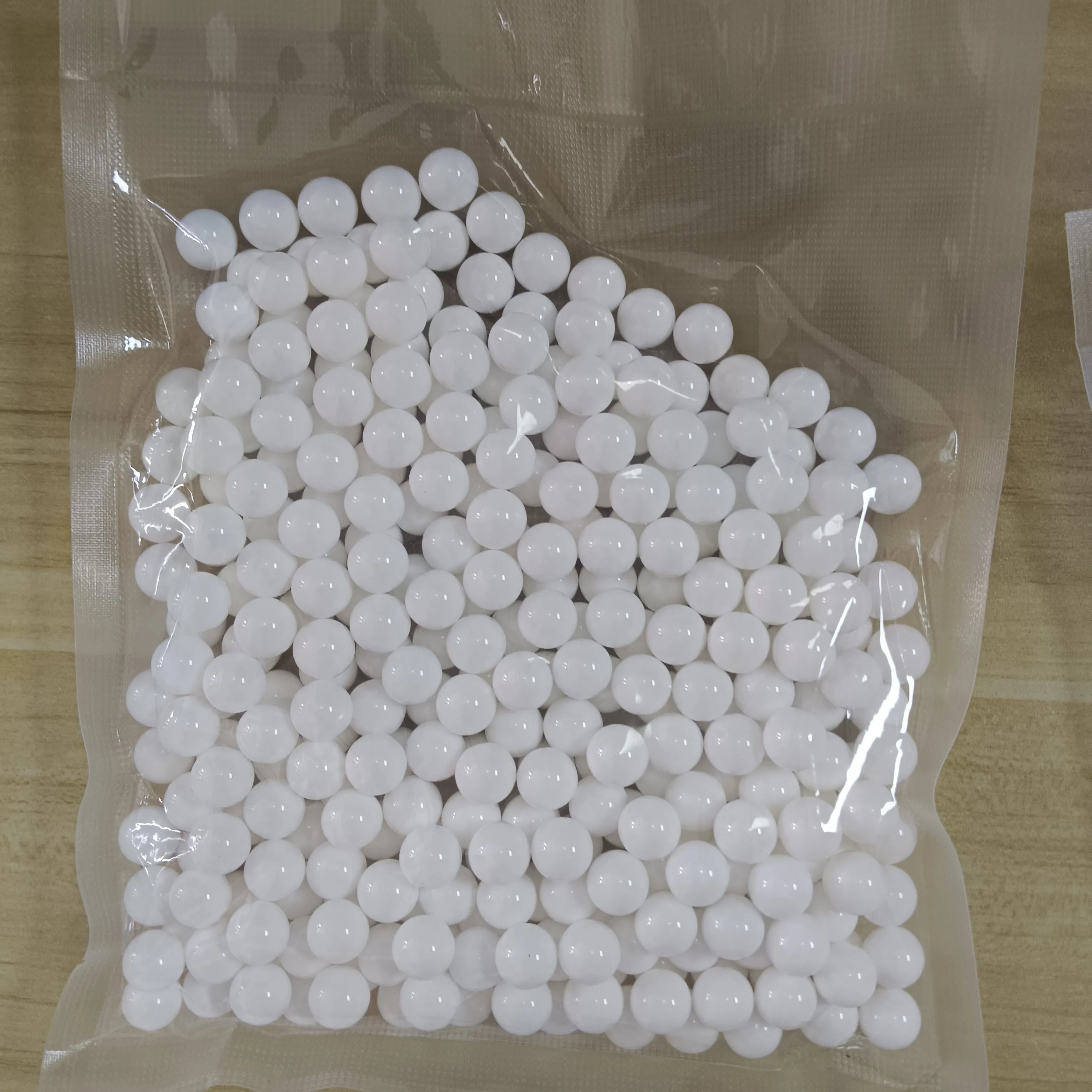1mm - 60mm High precision G10 ZrO2 Zirconium Oxide/Zirconia Ceramic Bearing Beads Balls Wholesale