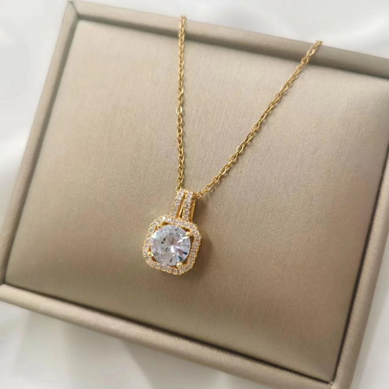 Роскошный чехол с украшением в виде кристаллов, серьги, колье, набор с блестящие циркониевые ювелирные изделия для помолвки, свадьбы, комплект ювелирных изделий для женщин