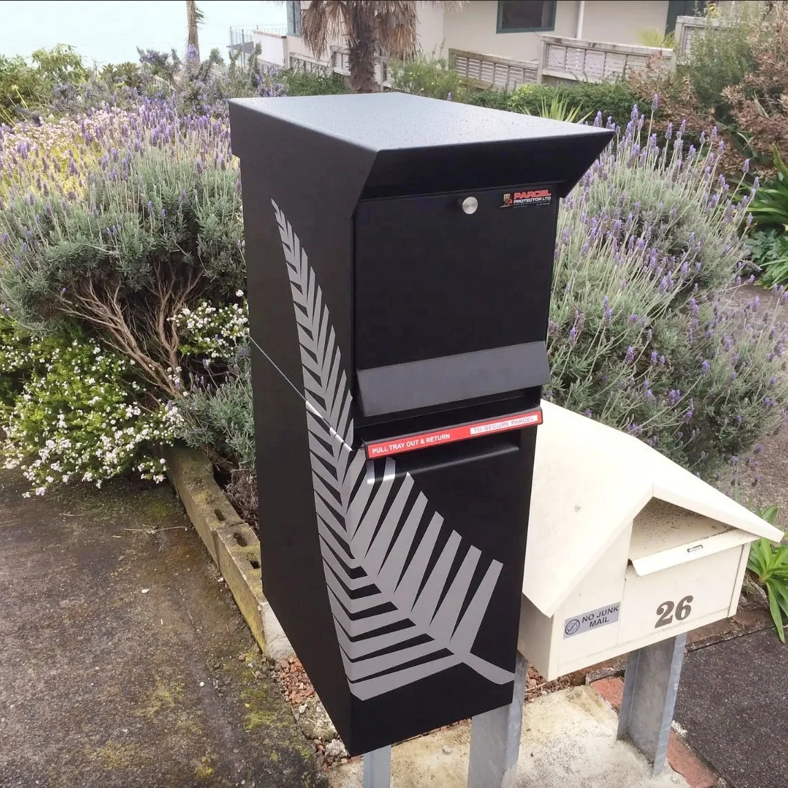 Hot sale high quality metal parcel locker new parcel protector outdoor cabinet letter/mail box