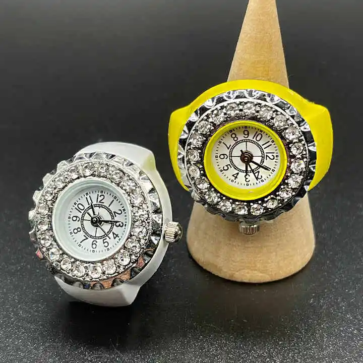 Luxury Brand Free Size Rings Quartz Watches Women Men Ring Diamond Watch Ladies Fashion Clock Relojes