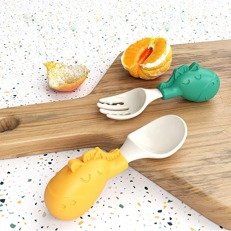 Ready to ship in stock baby feeding spoon sets kids training eating tools food grade silicone easy to carry Fork Spoon