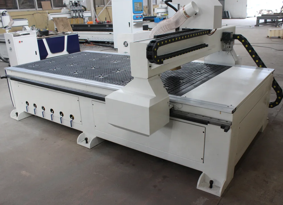 Woodworking CNC machine automatic 3D engraving machine CNC cutting machine 1325 wood CNC router for sale