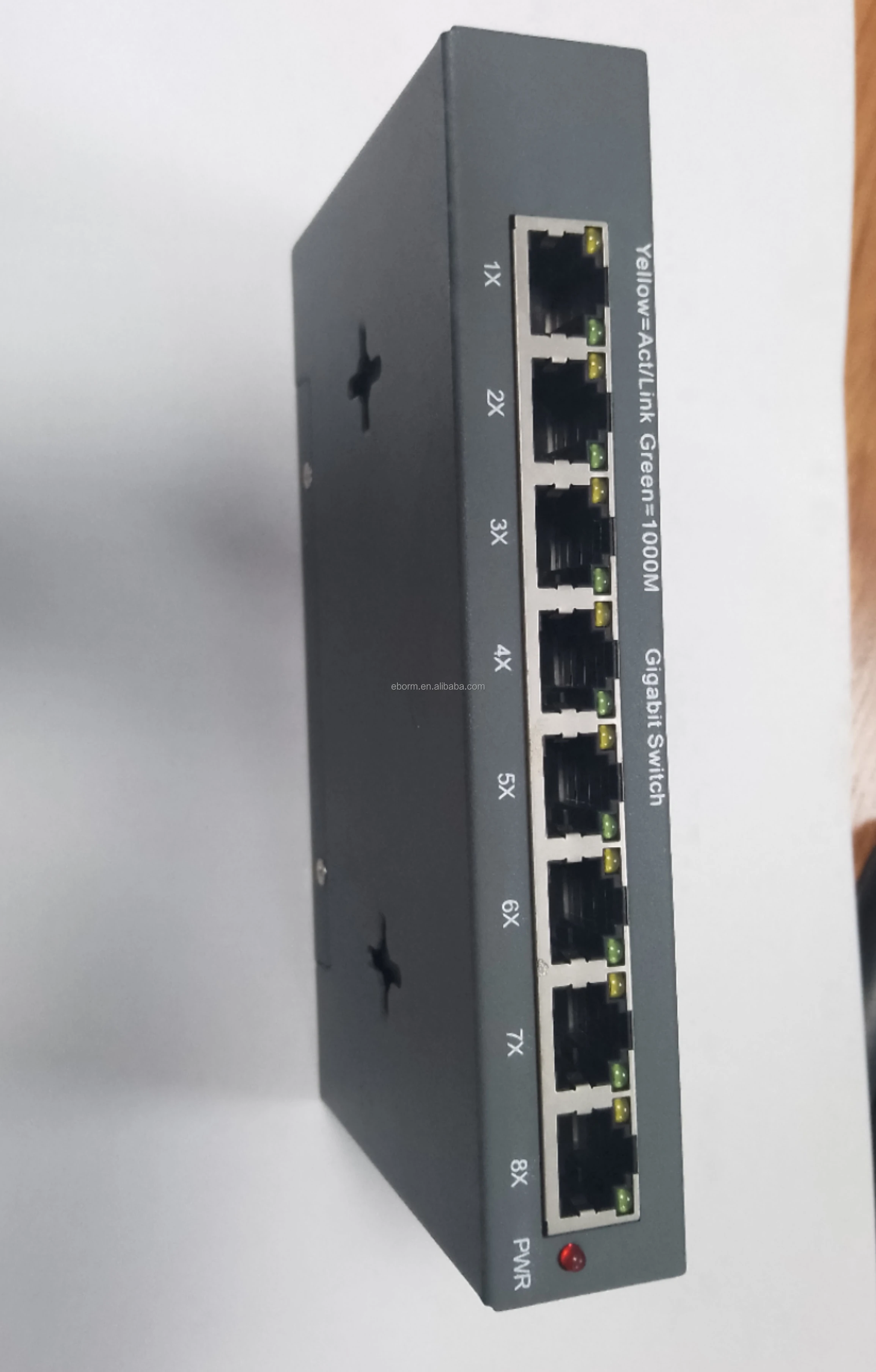 SWITCH POE 1000Mbps .4.jpg