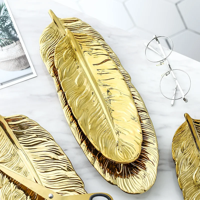 light luxury Nordic ceramic golden feather jewelry storage tray