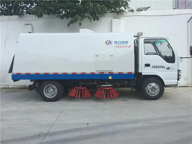 4x2 5 tons new Japanese street sweeper truck