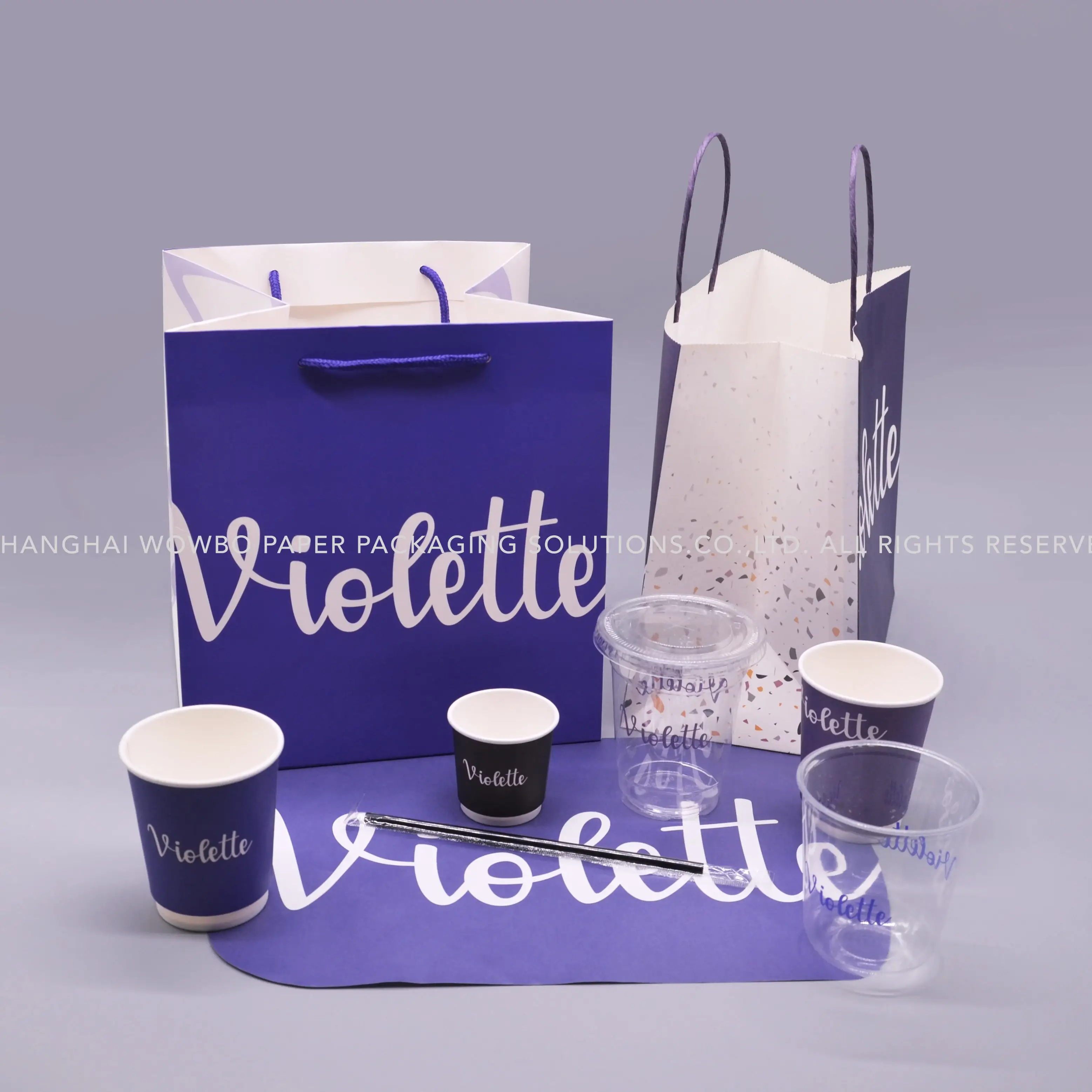 MOQ 500 white cafe packaging customizable matt lamination gift box with flip lid for gift