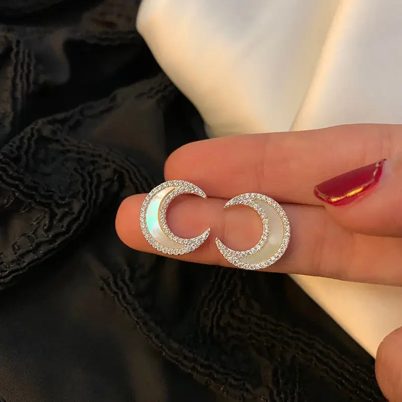 
Hot Selling INS 925 Sterling Silver Moon Stud Earrings Zircon Korean Silver Stud Earring For Women Personality 