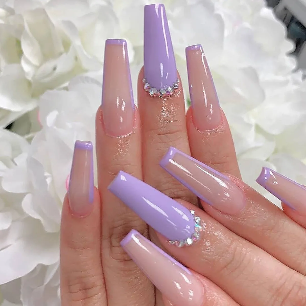 Wholesale Purple Flower Design Press on Nails Luxury Fake Nails with Glue for Summer Holiday Packaged 24pcs Nail Tips