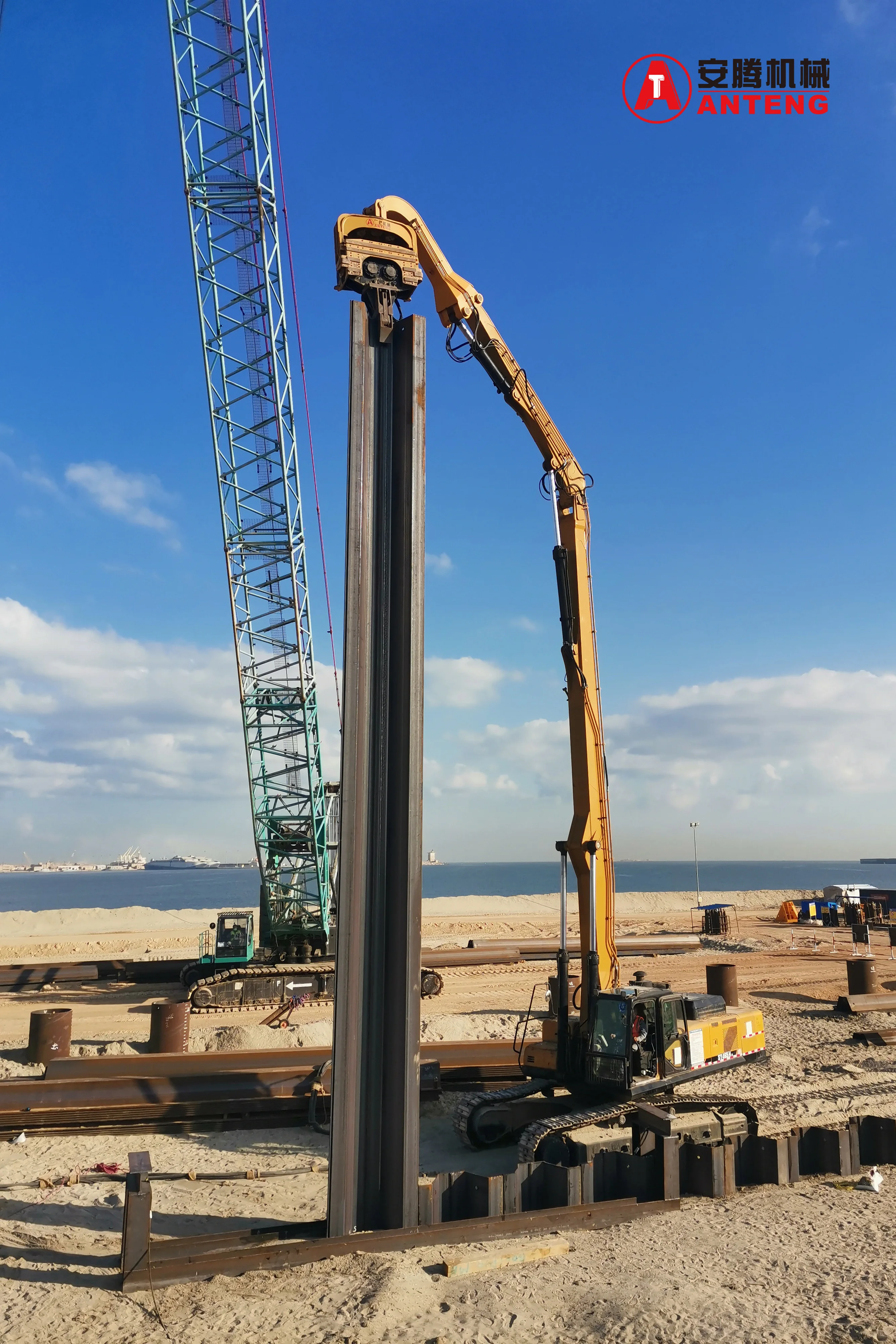 20-50 Tons Excavator Mounted Vibro Hammer V450 Hydraulic Pile Hammer for Driving Sheet Pile 6-20 Meters