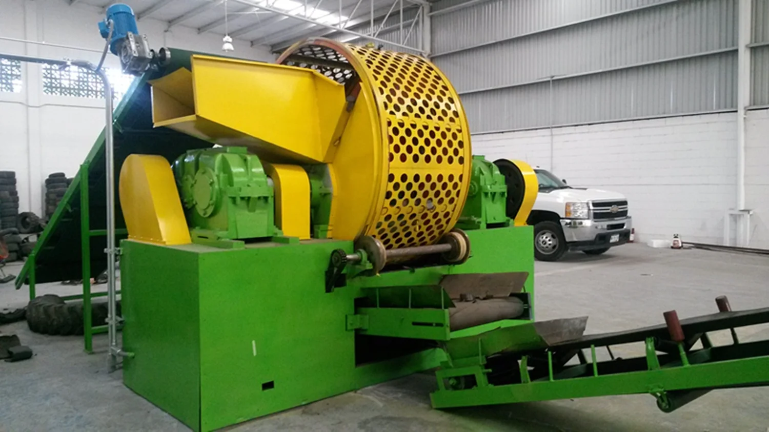 Full automatic granulator machine tire recycling for rubber granule