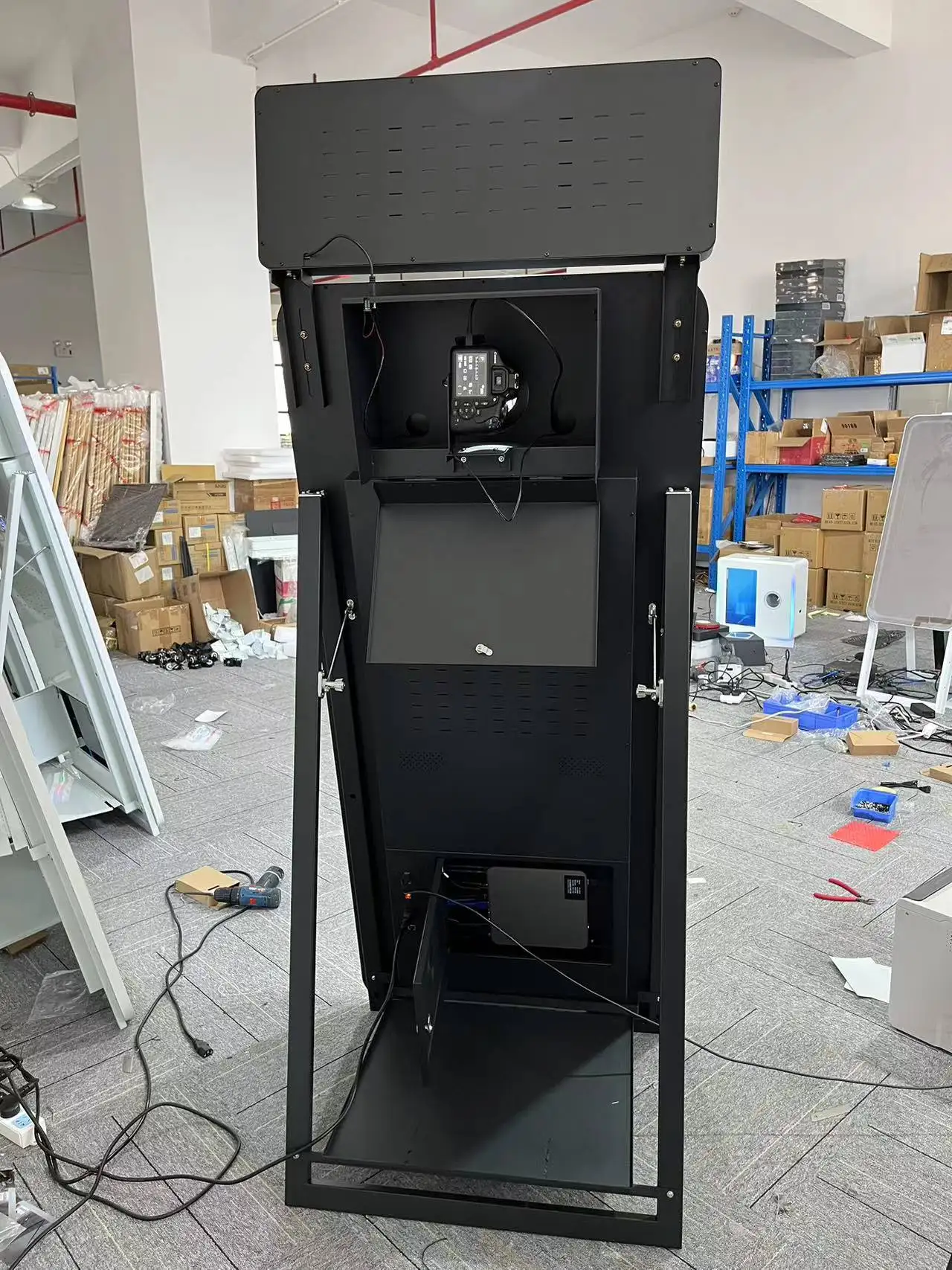 2023 magic mirror photo booth touch screen 70inch with printer and camera flash