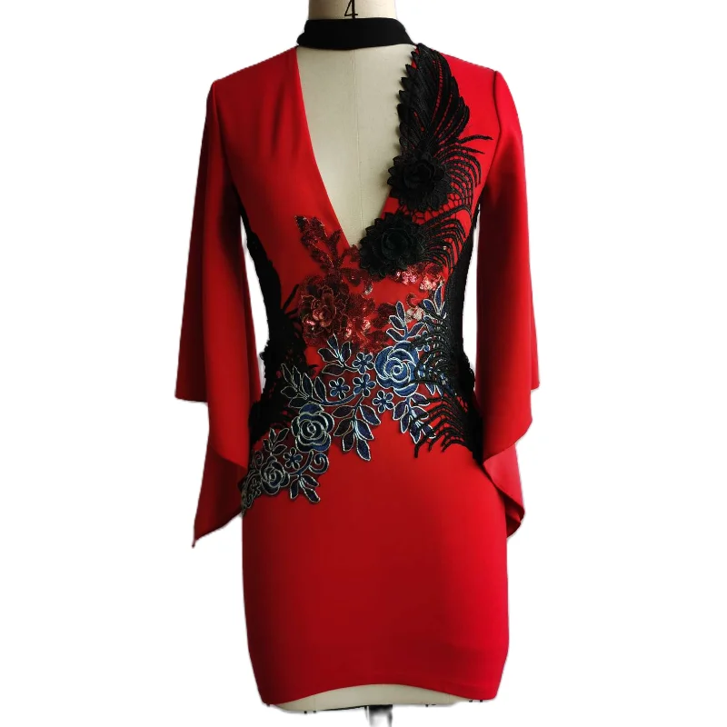 
Sexy v-neck backless knee dress and fashion red embroider detail at front slimming waist
