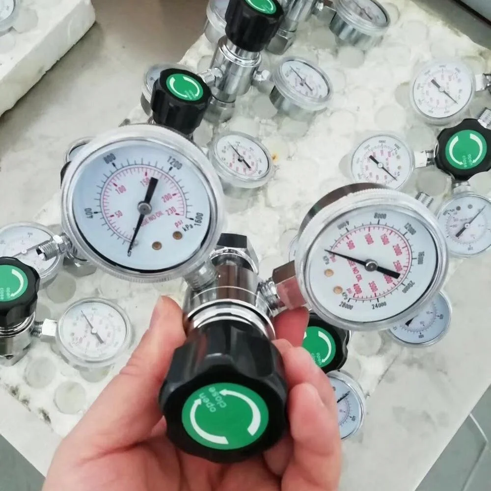 МЕДИЦИНСКИЙ РЕГУЛЯТОР высокого давления, кислородный редуктор, два датчика для цилиндра