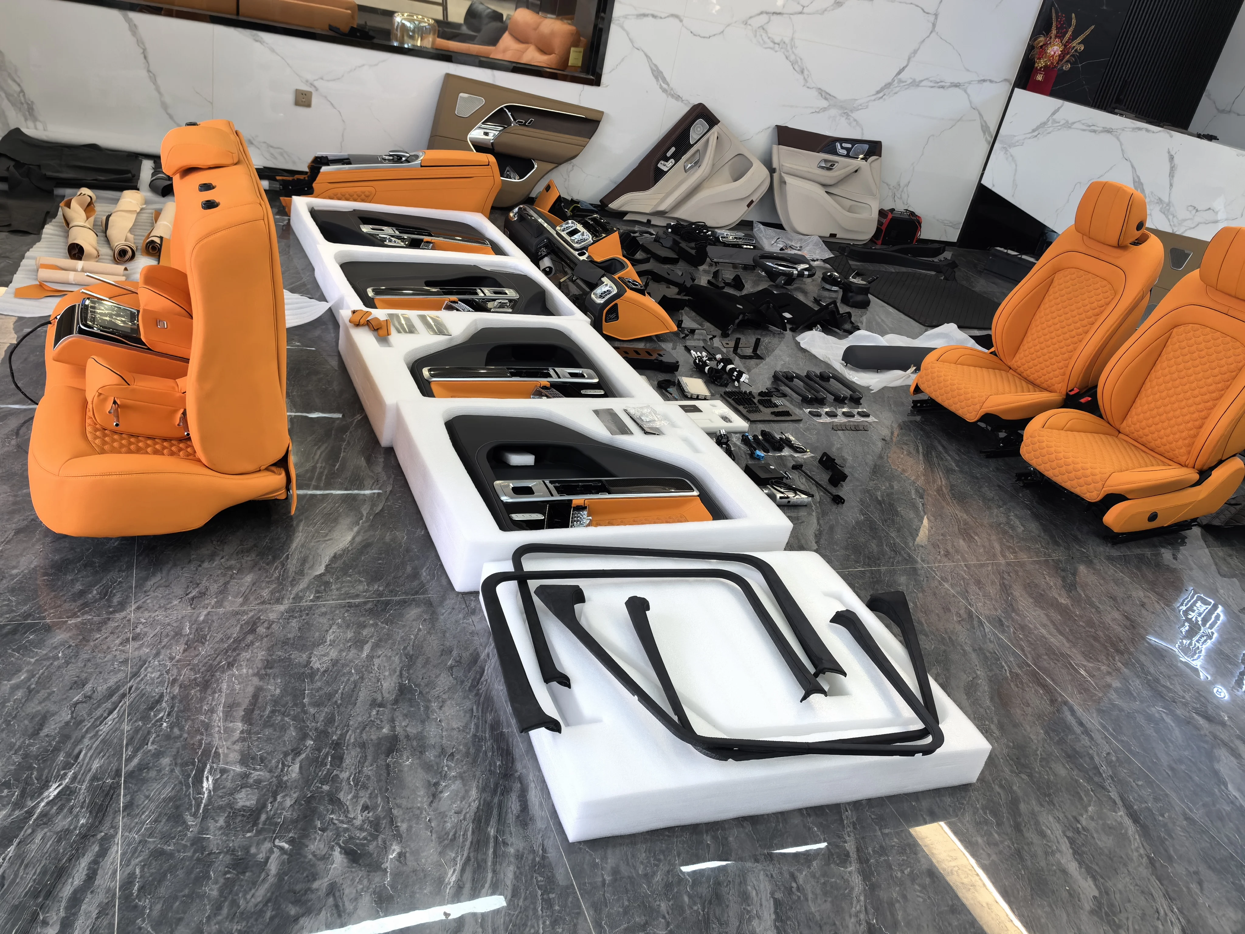 2024 tuning parts  interior G class wagon full screen upgrade modification kit for  g500 g63 w463 W464 GCLASS GWAGON