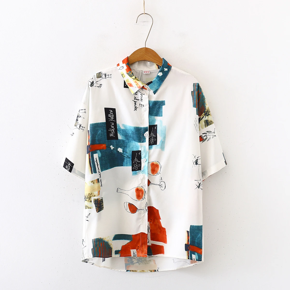 New Arrival Women Blouse Turn-down Collar Ladies Loose Shirt Tops Fashion Graffiti Print White Shirt T06515C