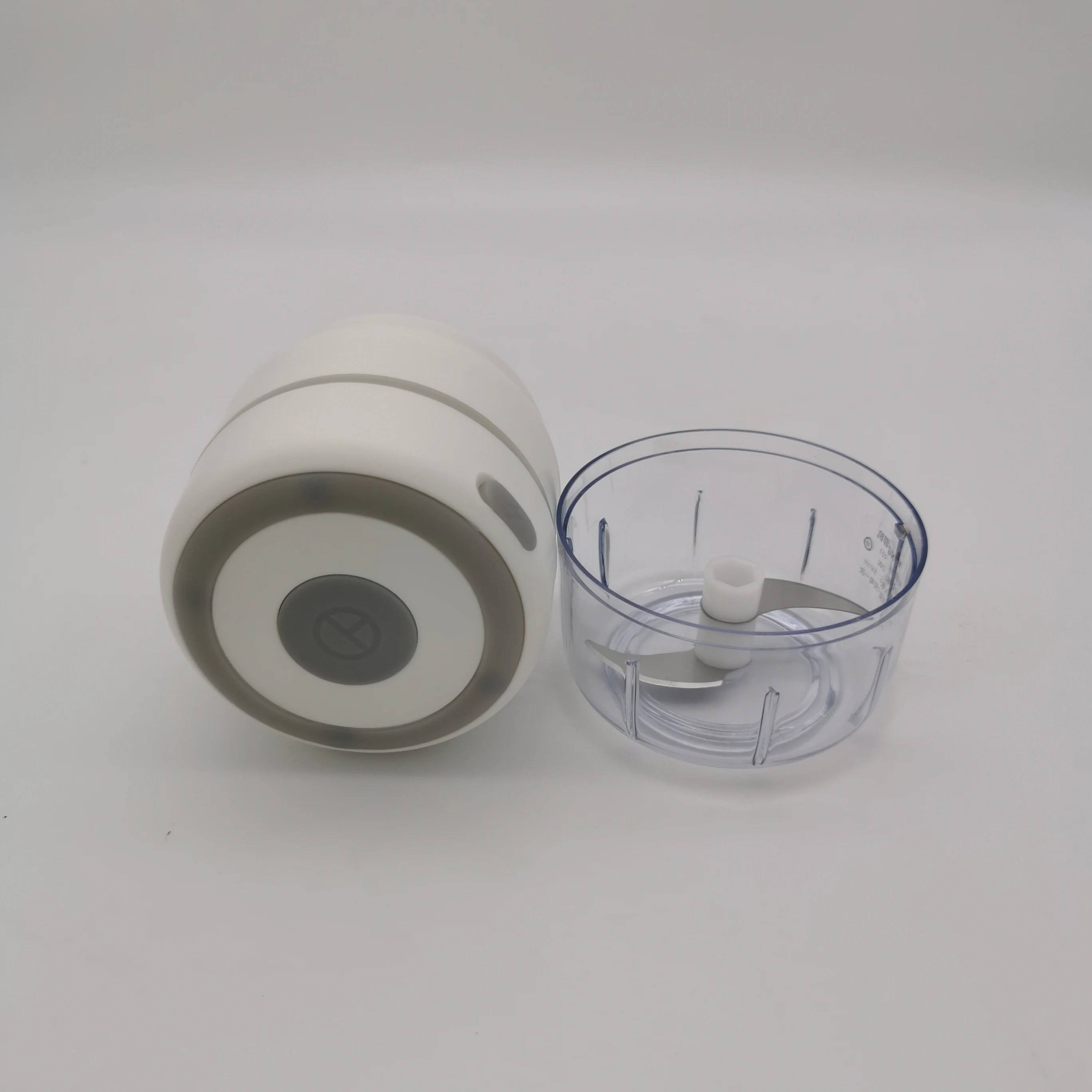 Factory directly wholesale portable cordless mini electric garlic chopper machine