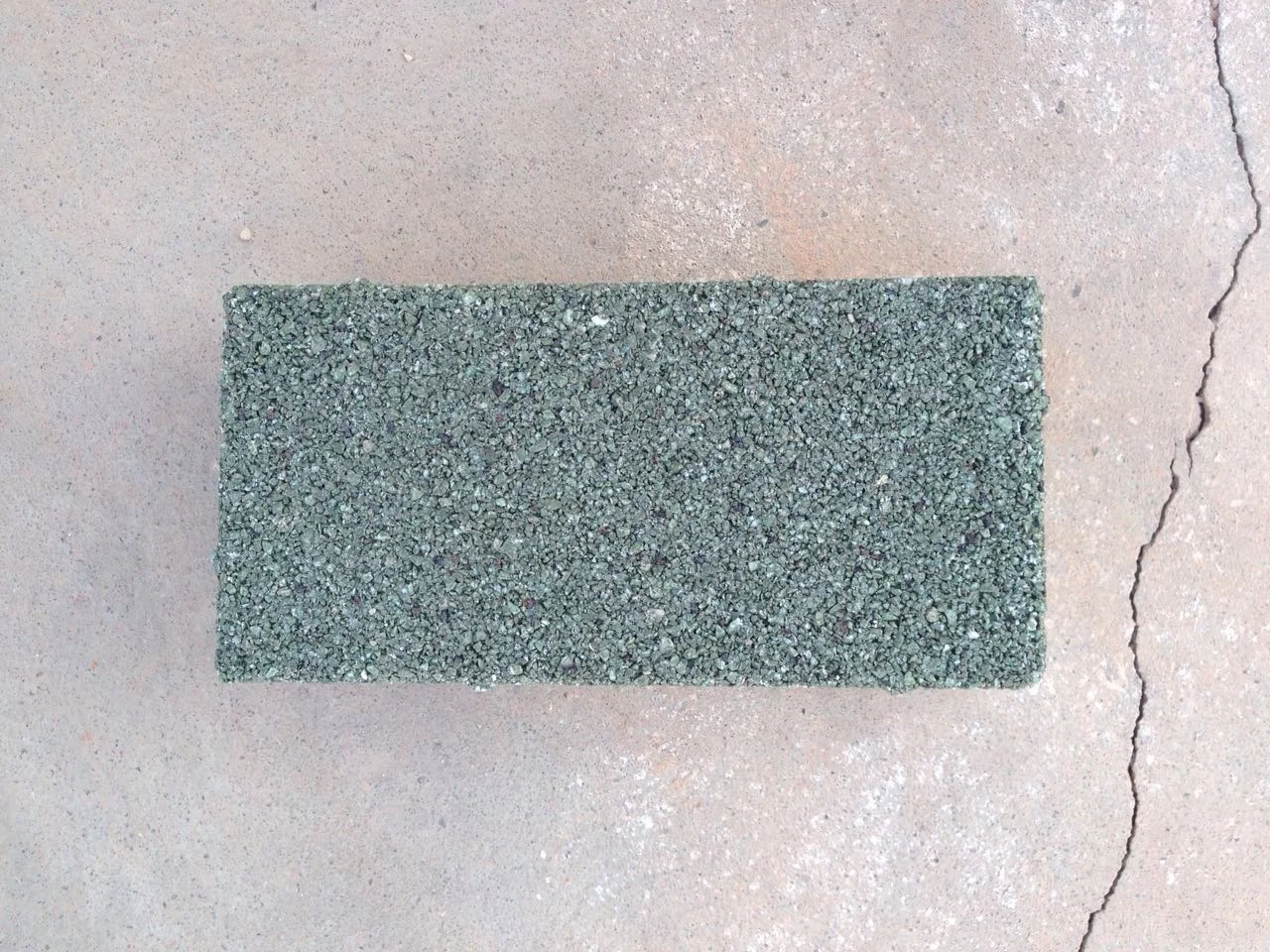 Earth friendly water Permeable brick pavers