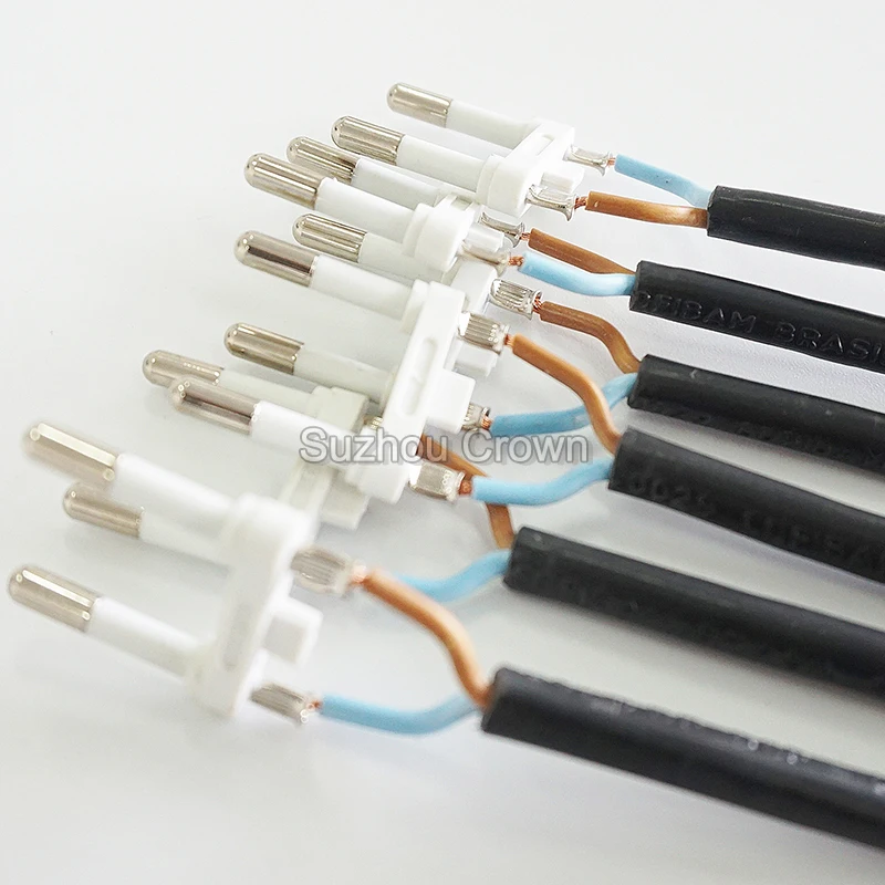 Нам стандартный 2-контактный шнур вилки заклепочная прессовочная машина