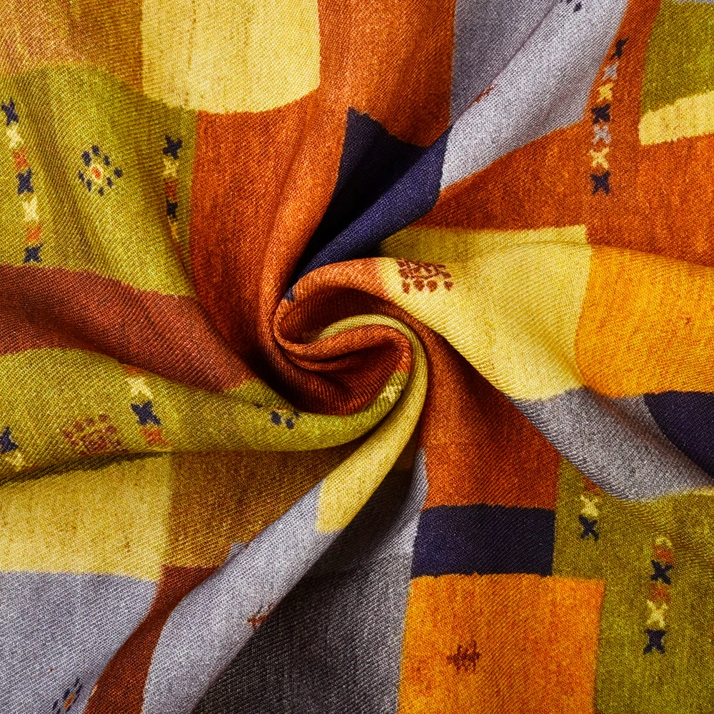 Custom pattern 100% rayon printing  flower design fabric for clothing