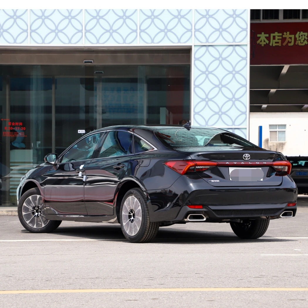 2022 Gasoline Cars Avalon 2.0L 178HP L4 Cheap Cars 5 Seats New Cars of Toyota