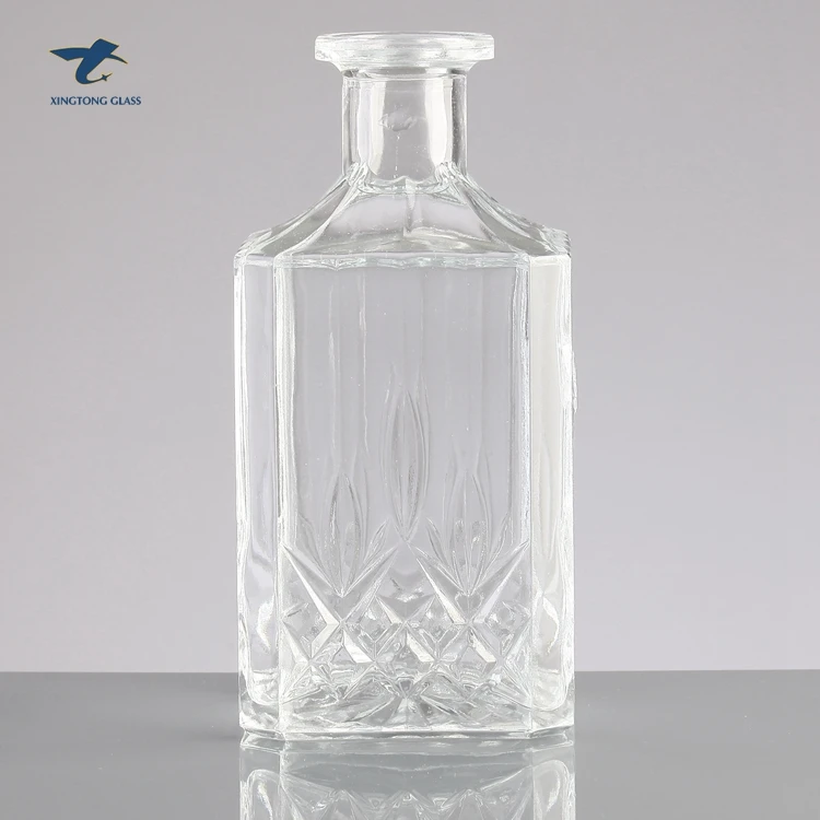 Custom bottle 500ml 750ml empty custom fancy wine glass bottle for whisky